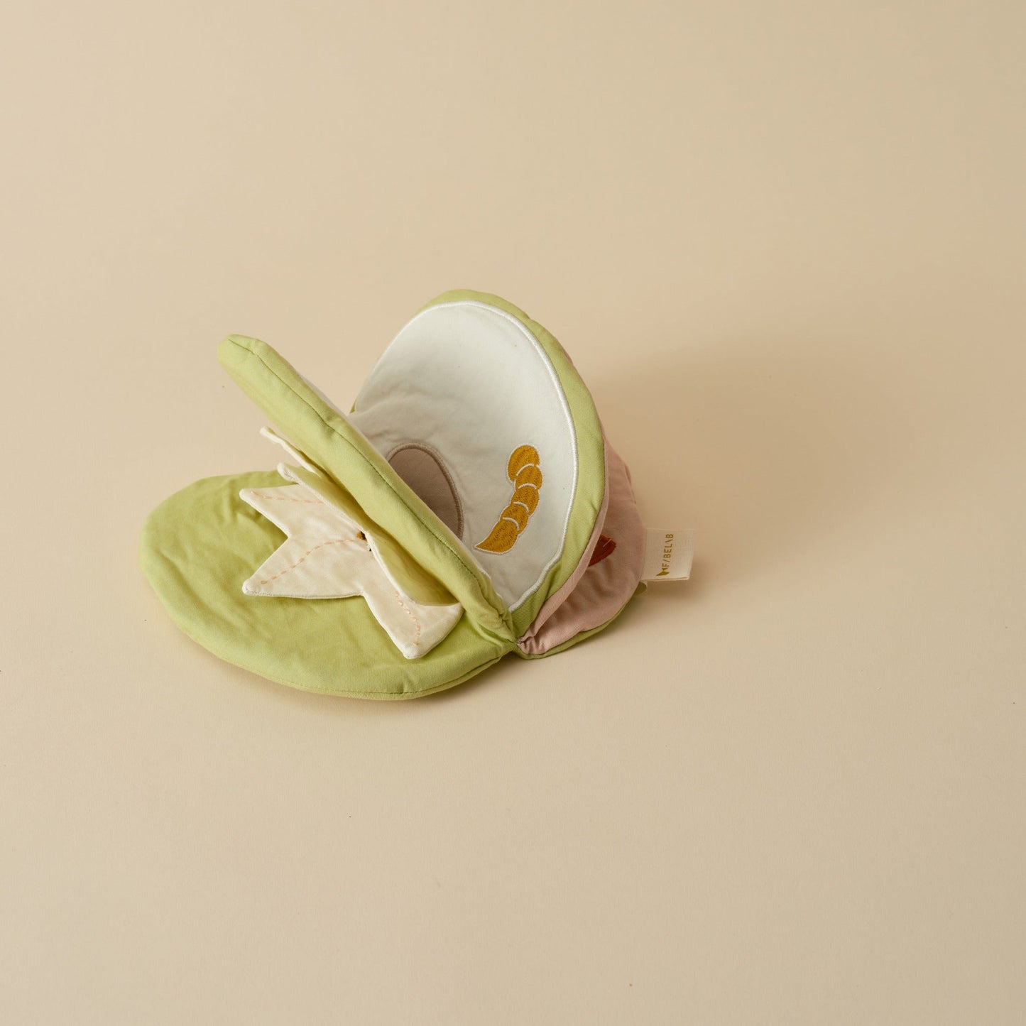 Fabelab Organic soft Fabric baby book - An Apple a Day