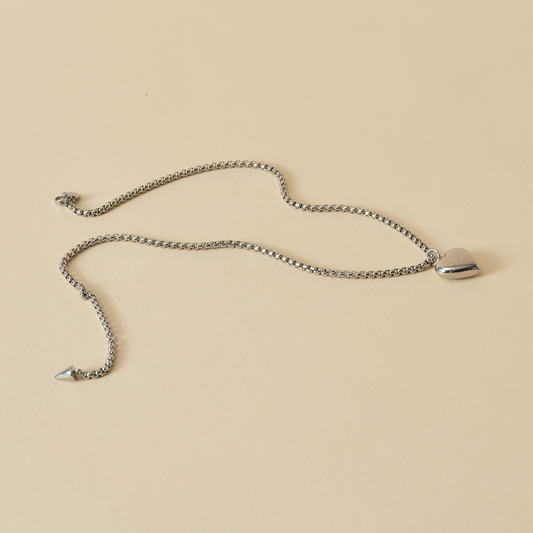 Silk and Steel - Bisous Necklace (Silver)